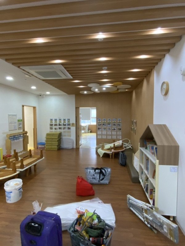 푸르니유치원 방염실크벽지도배
