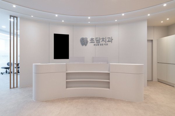 CHODAM DENTAL CLINIC｜초담치과의원