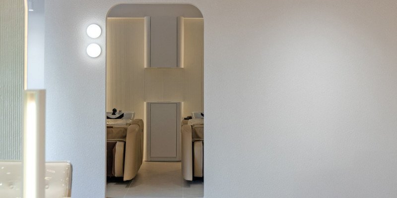 마곡에 위치한 50평 규모의 미용실 인테리어